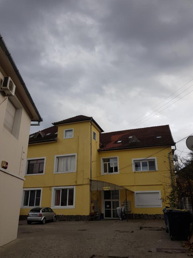 Diane'S Apartament Hermannstadt Exterior foto